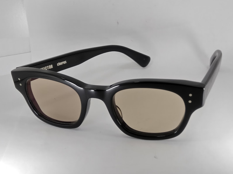 ご持参（持ち込み）のメガネフレームに遠近両用レンズを入れました。＠埼玉県所沢市スイショードー