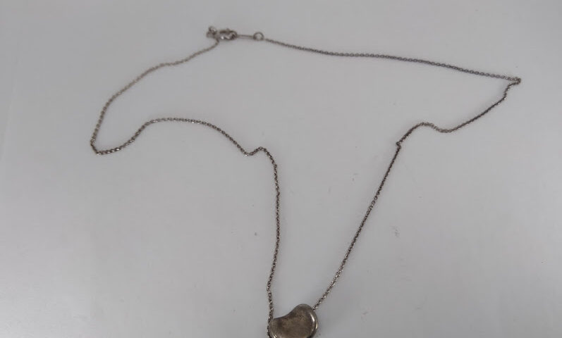 シルバーネックレス（ティファニー）の変色（錆）を綺麗にしました＠埼玉県所沢市スイショードー