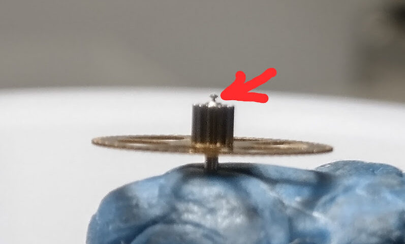 パネライ本物かコピー品か分からないメンテナンス不足の結果摩滅した歯車を修理、時計修理＠埼玉県所沢市スイショードー