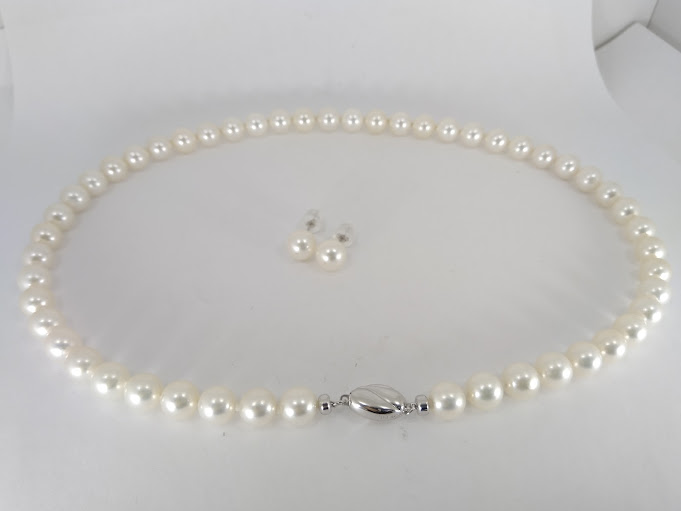 パールネックレスの糸交換、近年の社会状況により価格変更となりました。＠埼玉県所沢市スイショードー