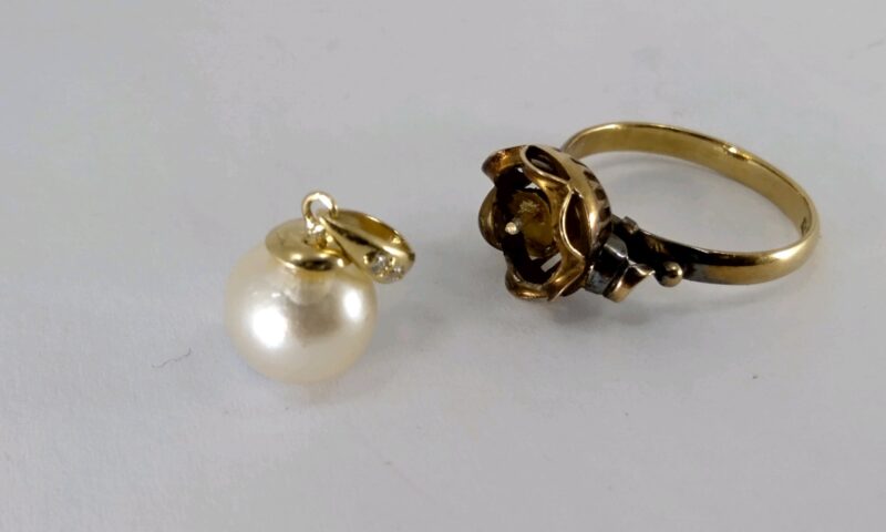 パールのリングをペンダントに作り変えました＠埼玉県所沢市スイショードー