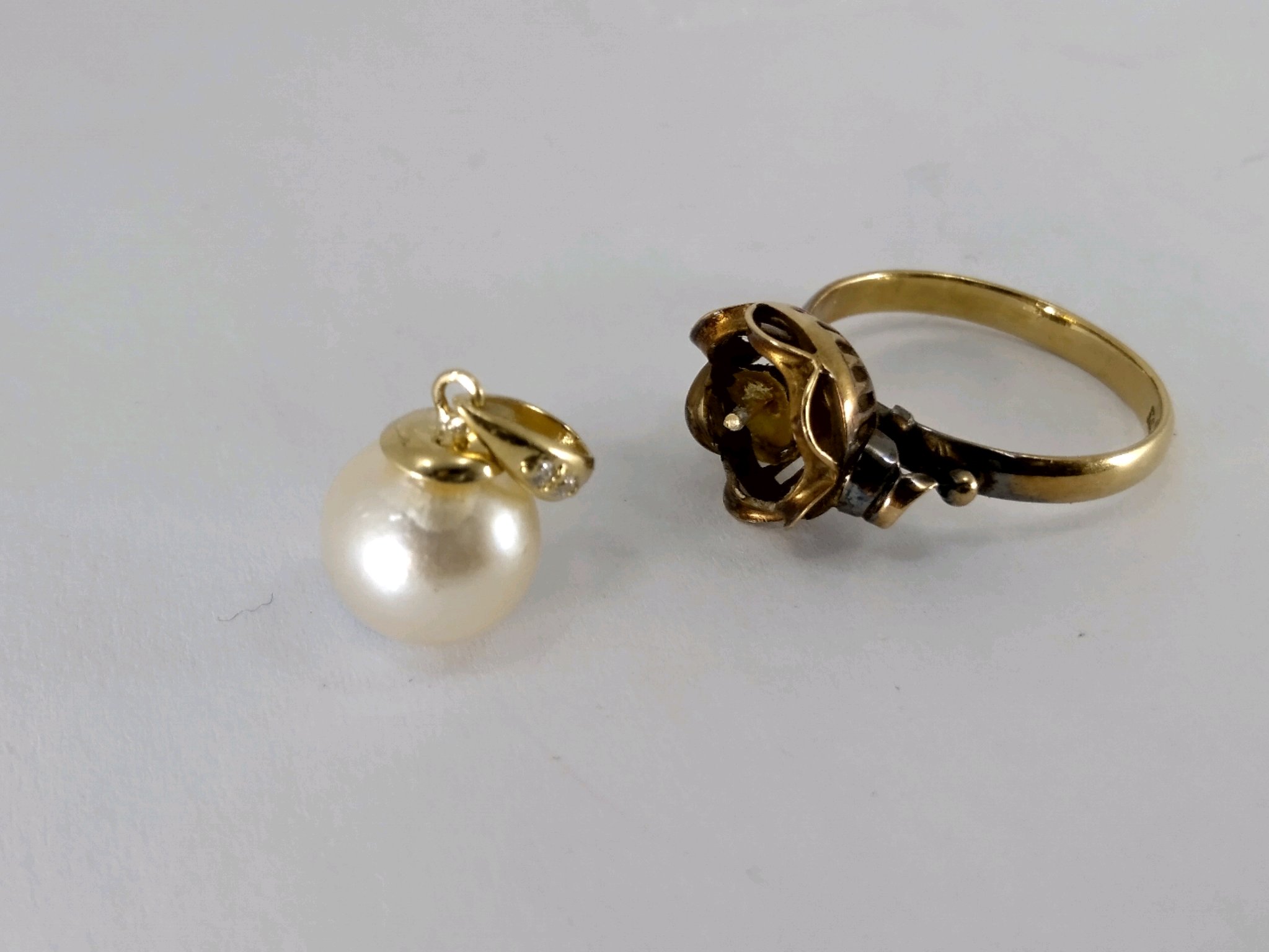 パールのリングをペンダントに作り変えました＠埼玉県所沢市スイショードー